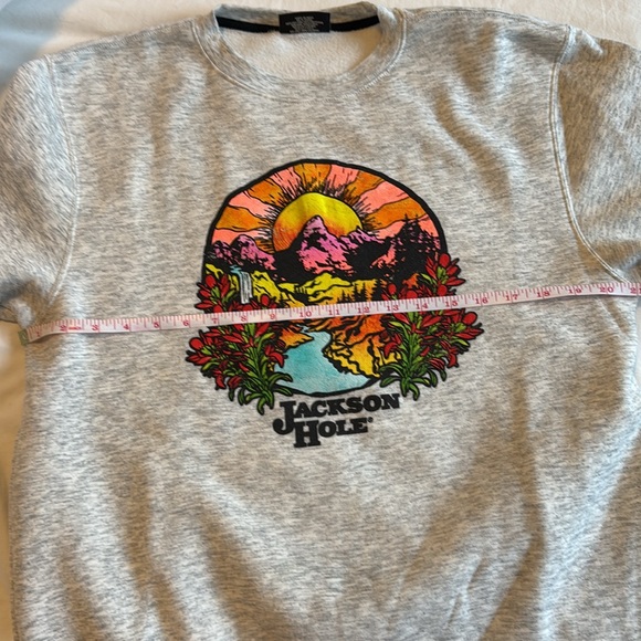 Jackson Hole Crewneck - Picture 7 of 8